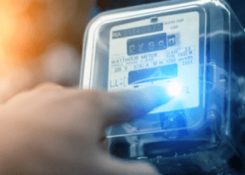 ವಿದ್ಯುತ್‌ ಸ್ಮಾರ್ಟ್‌ ಮೀಟರ್‌ ದರ 400%ನಿಂದ 800% ಏರಿಕೆ : ರಾಜ್ಯ ಸರ್ಕಾರದ ಶಾಕ್‌..!