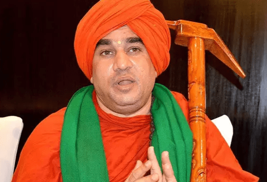 ನಾನು ಯತ್ನಾಳ್‌ ಜೊತೆ ಇದ್ದೇನೆ ಎಂದ ಸ್ವಾಮೀಜಿ ಪೀಠಕ್ಕೇ ಬಂತು ಅಪಾಯ..!