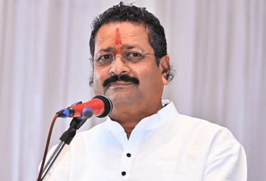 ಬೇಡ.. ಬೇಡ.. ಹಾಗೆಲ್ಲ ಮಾಡಬೇಡ : ಯತ್ನಾಳ್‌ಗೆ ಯತ್ನಾಳ್‌ ಟೀಂ ಬುದ್ದಿಮಾತು..!