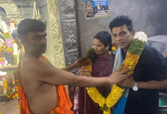 ಕಬ್ಬಾಳಮ್ಮನಿಗೆ ಶಿವಣ್ಣ ಕುಟುಂಬದಿಂದ ತಡೆ ಮತ್ತು ದೃಷ್ಟಿ ಸೇವೆ : ಅರೆ.. ಶಿವಣ್ಣಂಗೂ ಶತ್ರುಗಳಾ..?