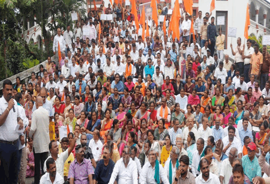 ಧರ್ಮಸ್ಥಳ ಪರ ಬೀದಿಗಿಳಿದ ಭಕ್ತರು : ಶಾಂತವಾಗಿದ್ದವರು ಕೆರಳಿದ್ದೇಕೆ..?