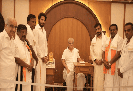 ನಿಖಿಲ್‌ ಧರ್ಮಸ್ಥಳ ಯಾತ್ರೆಗೆ ಹೋಗು ಎಂದರೂ ತಟಸ್ಥವಾಗಿದ್ದೇಕೆ ಹೆಚ್‌ ಡಿ ರೇವಣ್ಣ..?