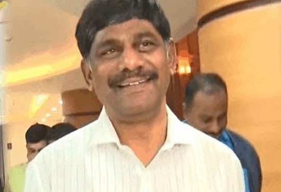 ಸಿಎಂ ಸಿದ್ದು V/S ಡಿಸಿಎಂ ಡಿಕೆ : ಅಖಾಡಕ್ಕಿಳಿದ ತಮ್ಮ.. ದೆಹಲಿ ಟೀಂನಲ್ಲಿ ಯಾರಿದ್ದಾರೆ..?