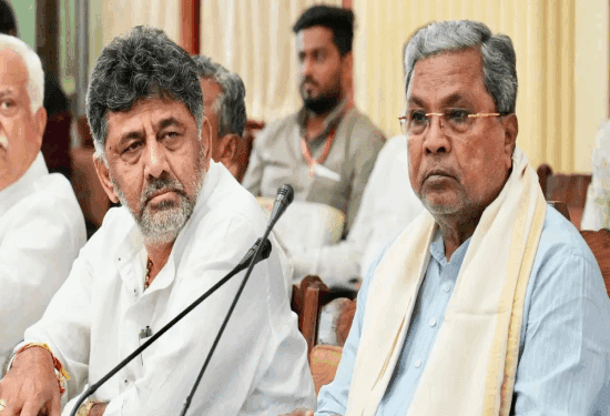 ಸಿದ್ದು-ಡಿಕೆ ಠೂಠೂ ಸೂತ್ರ : ಹೊರಗೆ ಬಿಕ್ಕಟ್ಟು.. ಒಳಗೆ ಉಪ್ಪಿಟ್ಟು