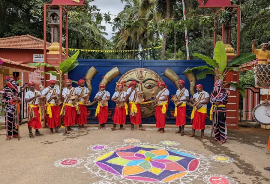 ಉತ್ತರ ಕರ್ನಾಟಕದ ಮರ್ಯಾದೆ ತೆಗೆದ ಹಾಡುಗಳು : ಸಿಡಿದಿದ್ದರೇಕೆ ಕಲಾವಿದರು..?