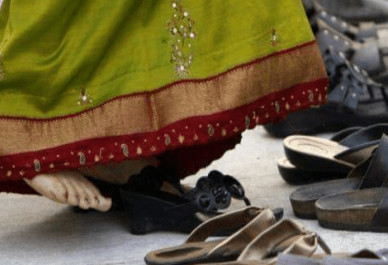 ದೇವಸ್ಥಾನದಲ್ಲಿ ಚಪ್ಪಲಿ ಕಳೆದುಹೋದರೆ.. ಶುಭವೇ.. ಅಶುಭವೇ..?