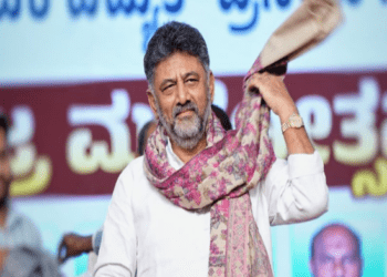 ವಾಚು, ಶಾಲು, ಬಟ್ಟೆ, ಚಪ್ಪಲಿ.. ಡಿಕೆ ಶಿವಕುಮಾರ್‌ ಲಕ್ಷುರಿ ಬ್ರಾಂಡ್‌ ಅಂಬಾಸಿಡರ್‌