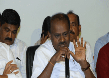 ನಾಗರಬಾವಿ ಬಾಡಿಗೆ ಮನೆಯಲ್ಲಿ ಬಿಡದಿ ಟೌನ್‌ ಶಿಪ್‌ ದಂಧೆ : ಕುಮಾರಸ್ವಾಮಿ